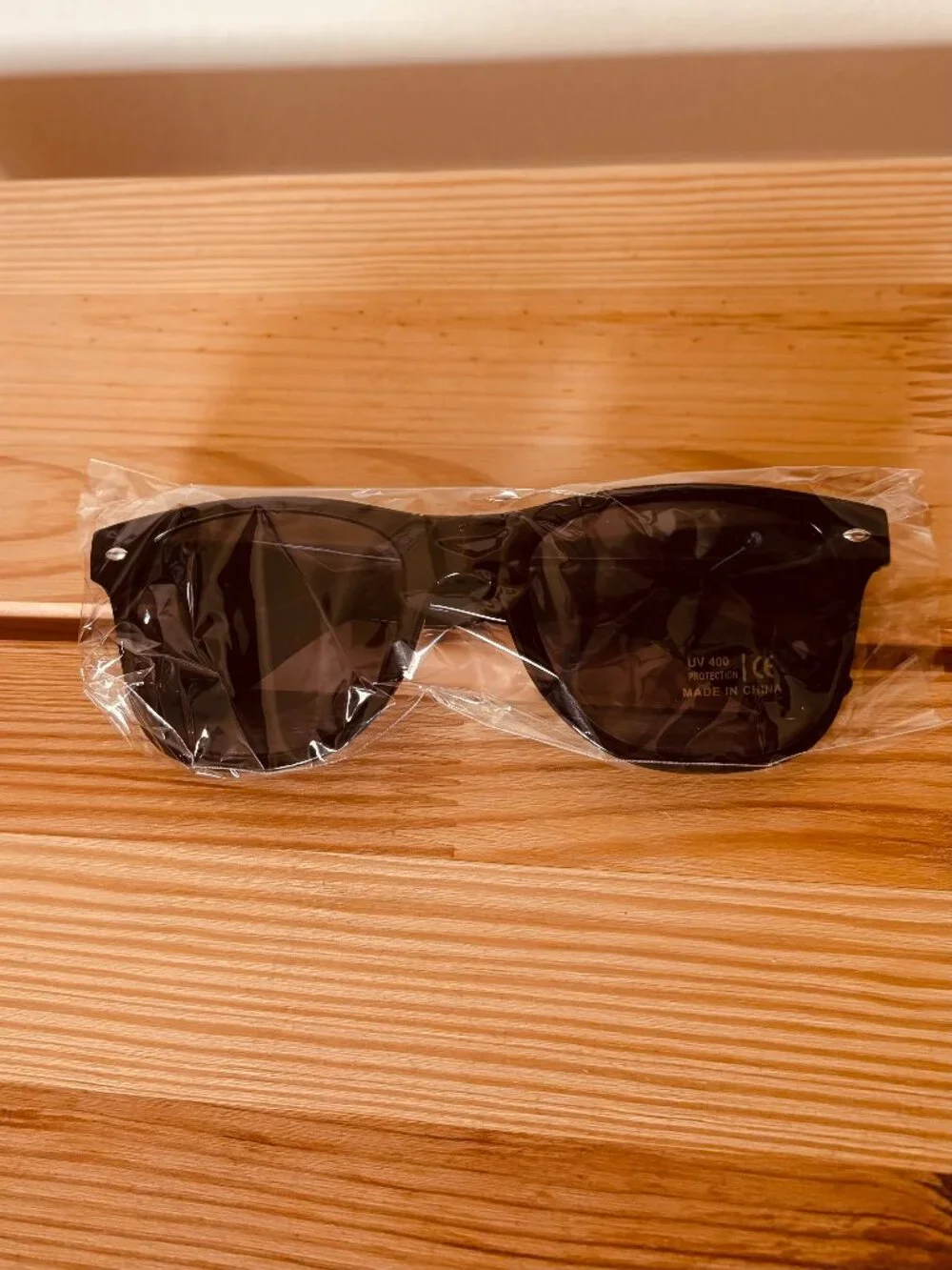 Coca Cola Wayfarer Style Black Sunglasses UV 400